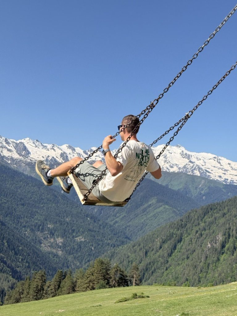 Сванетия из Батуми. качели с невероятными видами, Хешкили находится рядом с Местией